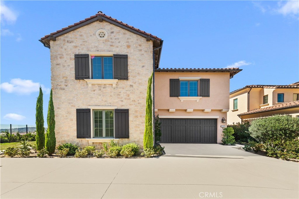 MLS #OC26152221 image #2