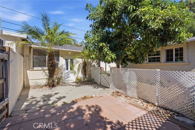 611 South Griffith Park photo 29