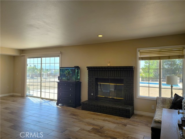 Detail Gallery Image 20 of 35 For 16334 Ridge View Dr, Apple Valley,  CA 92307 - 4 Beds | 2/1 Baths