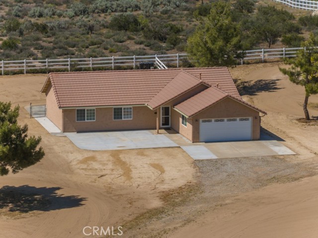 Detail Gallery Image 2 of 74 For 49030 Arabian Ct, Aguanga,  CA 92536 - 3 Beds | 2 Baths