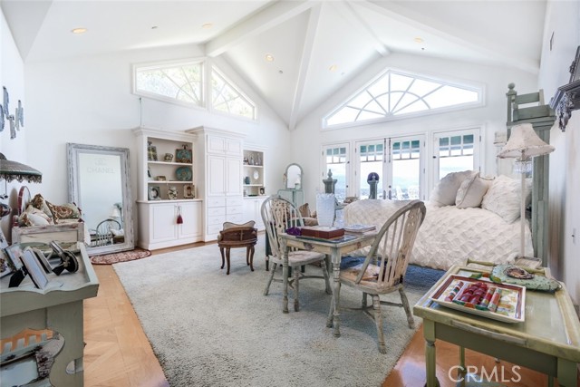 Detail Gallery Image 19 of 25 For 15589 Briarwood Dr, Sherman Oaks,  CA 91403 - 3 Beds | 3/2 Baths