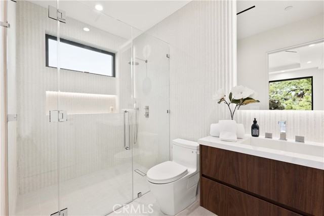 Detail Gallery Image 37 of 43 For 4211 Agnes Ave, Studio City,  CA 91604 - 4 Beds | 4/1 Baths