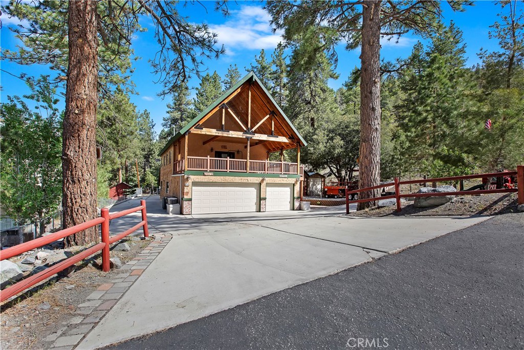 2235 E Canyon Drive, Wrightwood, CA 92397
