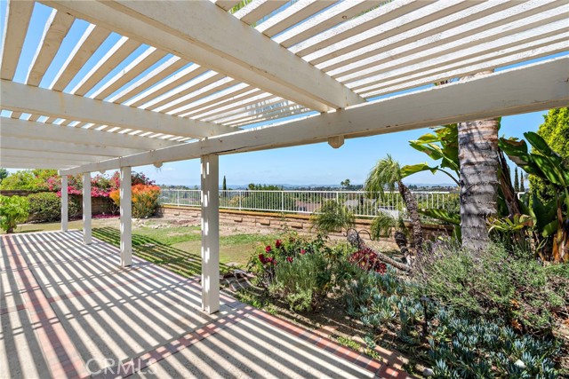 27951 Nevado, Mission Viejo CA: https://media.crmls.org/medias/385a6734-fa6b-41b1-a4aa-9f4ce765cfaf.jpg