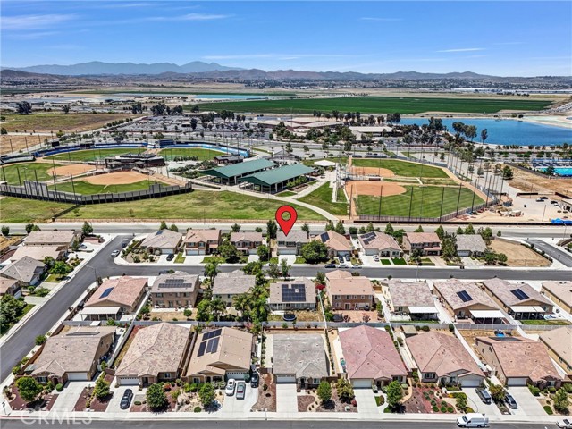 24821 Melrose Drive, Romoland CA: https://media.crmls.org/medias/385a7b8b-8c73-4ef9-8fec-75244fa56238.jpg