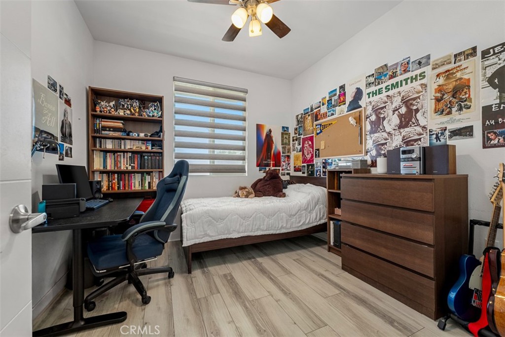 https://media.crmls.org/medias/385a8105-45ad-437f-8438-4a4a07e9cbef.jpg?preset=X-Large