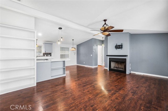 9850 Garfield, Huntington Beach CA: https://media.crmls.org/medias/385b29e9-3281-4137-be28-37500f24181b.jpg