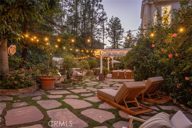 Detail Gallery Image 41 of 55 For 5985 Vista De La Luz, Woodland Hills,  CA 91367 - 4 Beds | 3/1 Baths