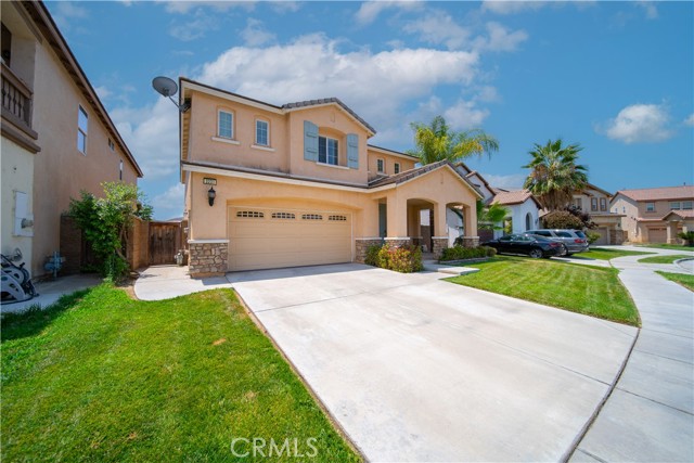 Detail Gallery Image 2 of 59 For 3231 Mill Ridge Dr, Hemet,  CA 92545 - 4 Beds | 2/1 Baths