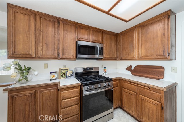 new stove & microwave
