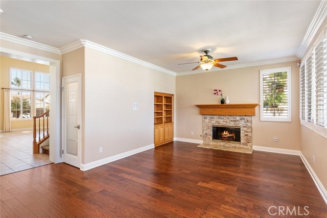 Detail Gallery Image 15 of 52 For 4264 Castlepeak, Corona,  CA 92883 - 5 Beds | 3/1 Baths