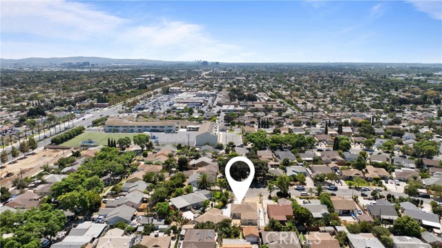 1401 Highland Street, Santa Ana CA: https://media.crmls.org/medias/385c3e1a-b196-4057-a9ae-660695cb2676.jpg