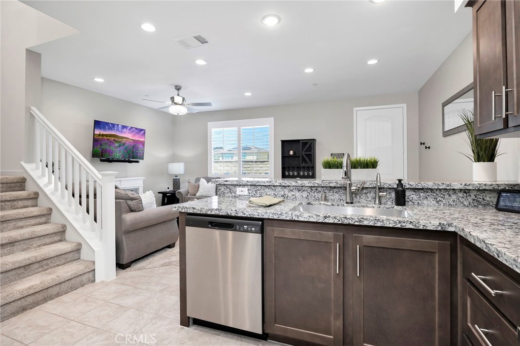 MLS #SW25276069 image #9