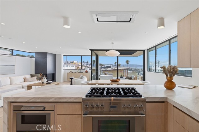 4101 Highland, Manhattan Beach, California 90266, 3 Bedroom Bedrooms, 0 ,3 BathroomBathrooms,Residential,For Sale,Highland,0,SB26151698