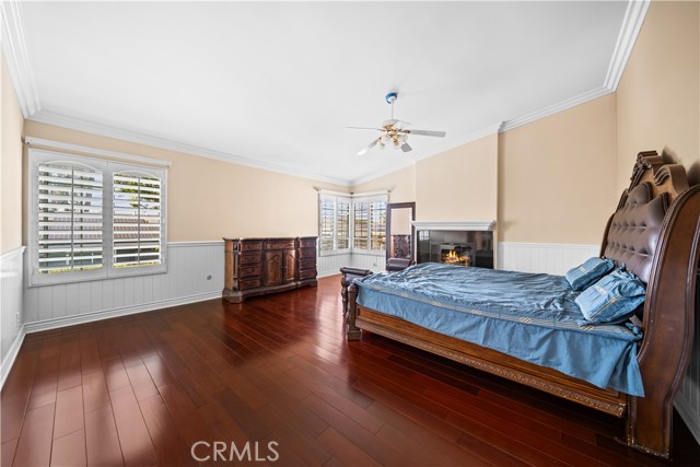 213 E Borromeo Avenue, Placentia CA: https://media.crmls.org/medias/385c9207-de62-455a-aa8a-0aabedb90e89.jpg