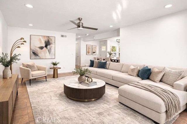 Detail Gallery Image 6 of 45 For 590 Traverse Dr, Costa Mesa,  CA 92626 - 4 Beds | 3 Baths