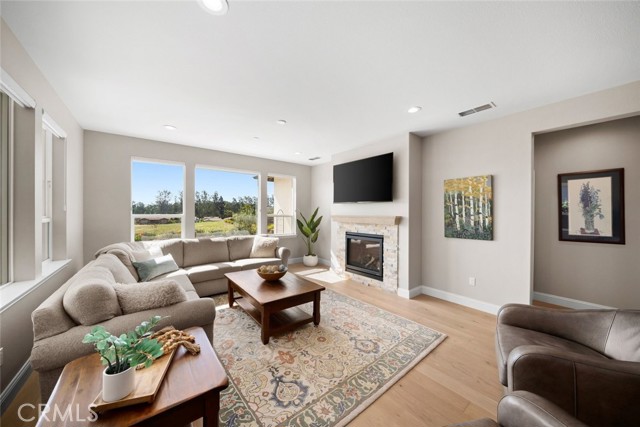 Detail Gallery Image 5 of 55 For 1471 via Vista, Nipomo,  CA 93444 - 2 Beds | 2 Baths