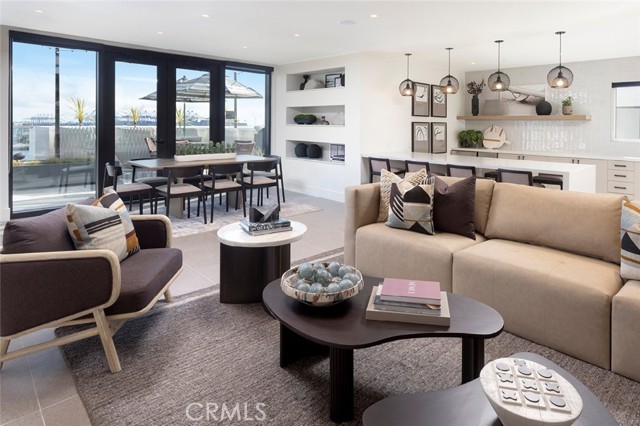 Detail Gallery Image 14 of 21 For 511 S Harbor #404,  San Pedro,  CA 90731 - 2 Beds | 2 Baths