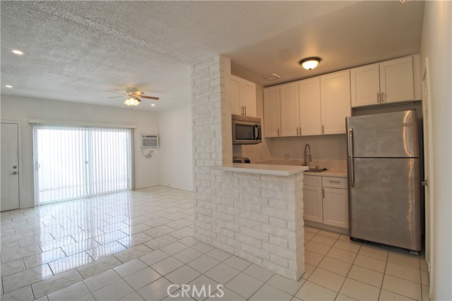 Detail Gallery Image 3 of 9 For 707 E Chuckwalla Rd #5,  Palm Springs,  CA 92262 - 1 Beds | 1 Baths