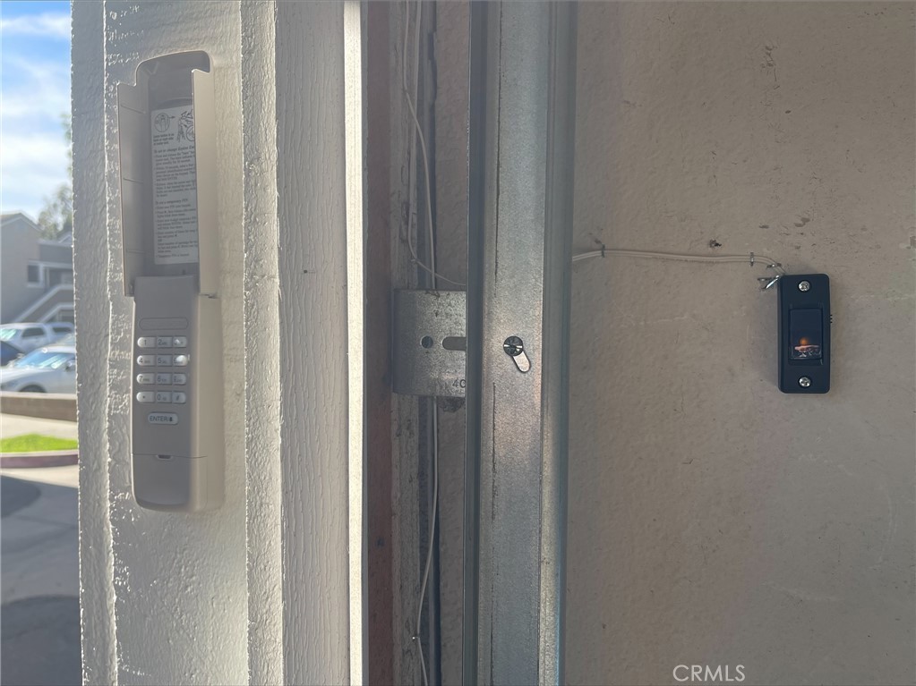 https://media.crmls.org/medias/385d54aa-ac07-4b4a-9d61-50b7ad04d1a4.jpg?preset=X-Large