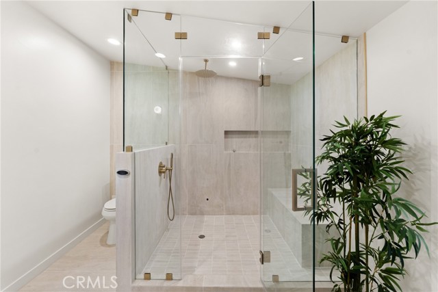 20217 Wells Drive, Woodland Hills CA: https://media.crmls.org/medias/385d745f-e783-4c4d-8af1-9e7dd80f8562.jpg