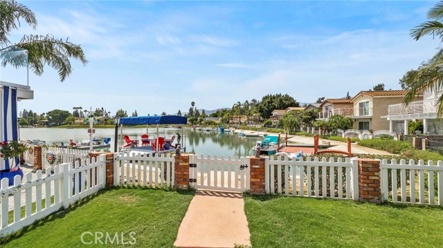 Image 3 for 1558 Camelot Dr, Corona, CA 92882