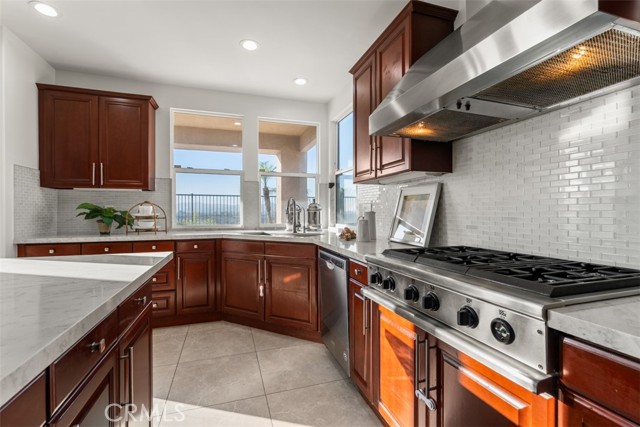 2031 W Snead Street, La Habra CA: https://media.crmls.org/medias/385e28e2-b7f4-4516-926b-cafde5322fee.jpg