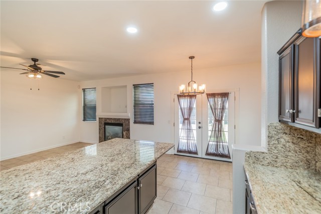 Detail Gallery Image 24 of 61 For 13621 Dellwood Ave, Victorville,  CA 92392 - 6 Beds | 3 Baths