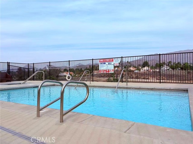 Detail Gallery Image 34 of 36 For 564 via Pueblo, Riverside,  CA 92507 - 3 Beds | 3/1 Baths