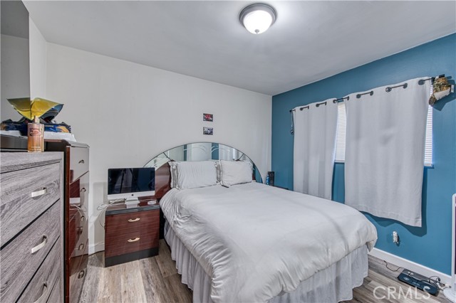 4430 W 166th Street, Lawndale CA: https://media.crmls.org/medias/385f7208-3857-4ee8-bf8b-e384ac570ef4.jpg