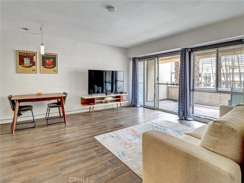 MLS #PW25261918 image #2