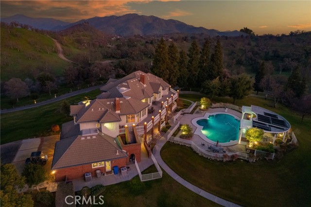 Detail Gallery Image 22 of 29 For 14141 Millerton, Prather,  CA 93651 - 5 Beds | 6/1 Baths