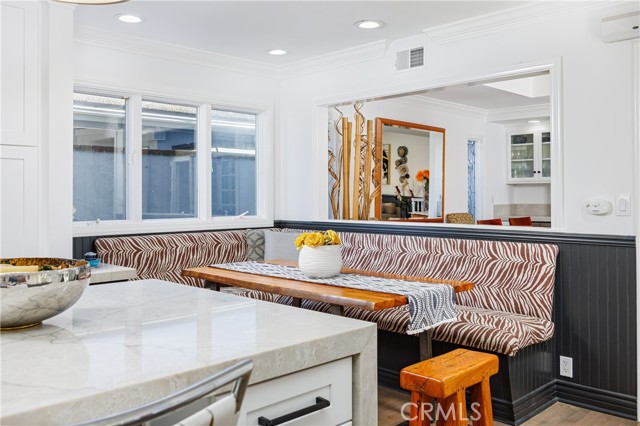 Detail Gallery Image 7 of 37 For 111 via Undine, Newport Beach,  CA 92663 - 5 Beds | 4 Baths