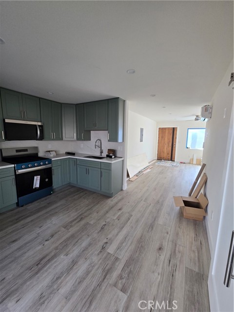 14306 Crossdale, Norwalk CA: https://media.crmls.org/medias/3862d488-8a72-4ee2-a594-4270ae777f42.jpg