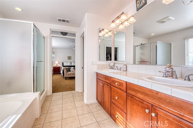 Detail Gallery Image 20 of 29 For 14927 Meadows, Corona,  CA 92880 - 4 Beds | 3 Baths