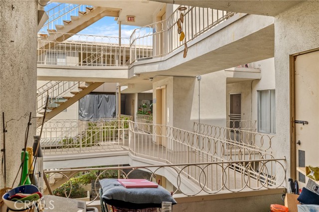 Detail Gallery Image 22 of 34 For 330 N Howard St #201,  Glendale,  CA 91206 - 2 Beds | 1 Baths