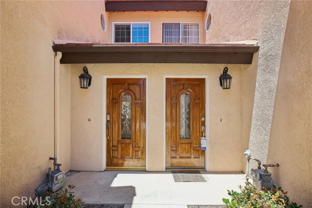 Detail Gallery Image 3 of 34 For 17556 Van Buren Ln, Huntington Beach,  CA 92647 - 2 Beds | 2/1 Baths