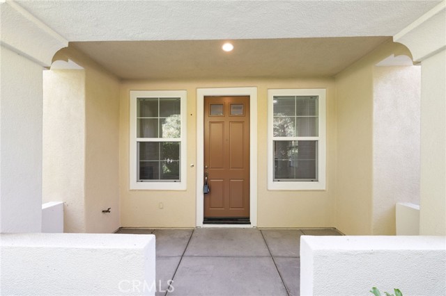 300 Dewdrop, Irvine CA: https://media.crmls.org/medias/3863abb4-aa0f-48b4-815f-05ab13eea32c.jpg