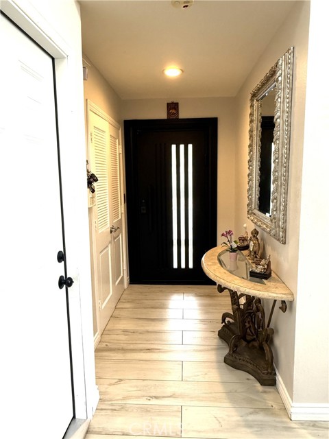 Detail Gallery Image 22 of 27 For 5156 Campo, Woodland Hills,  CA 91364 - 4 Beds | 4 Baths