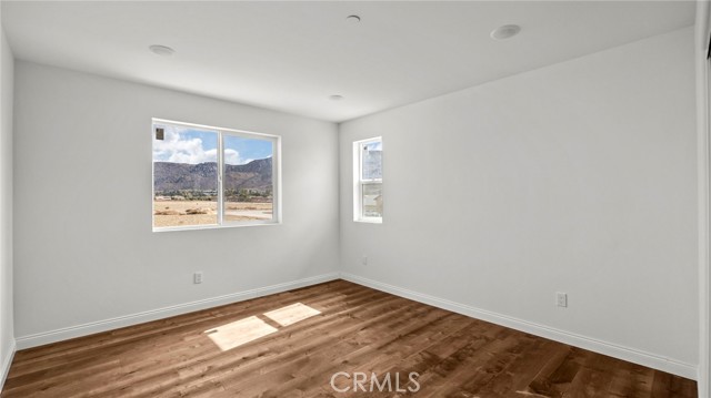 Image 31 of 49 For 14424 Buvan Ct
