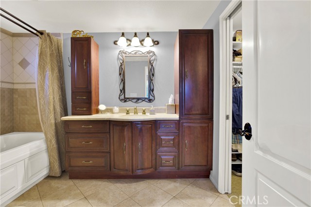 Detail Gallery Image 25 of 41 For 10859 Goldeneye Ave, Fountain Valley,  CA 92708 - 4 Beds | 2/1 Baths