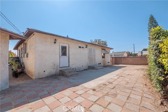 2306 W Cedarwood Street, West Covina CA: https://media.crmls.org/medias/386504c1-1ad2-4034-bf0d-289ade661554.jpg