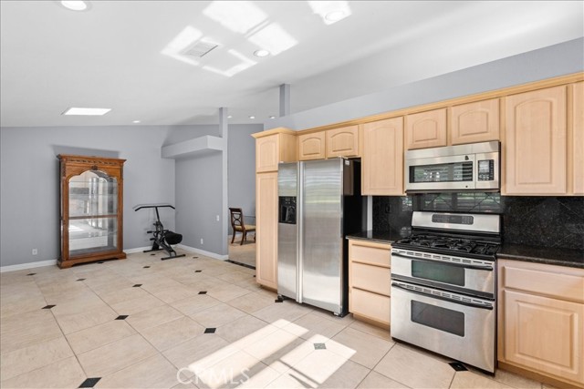 Detail Gallery Image 11 of 41 For 29915 Camino Cristal, Menifee,  CA 92584 - 3 Beds | 2 Baths