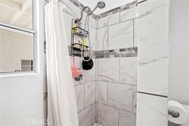 Detail Gallery Image 15 of 22 For 6802 Lewis Ave, Long Beach,  CA 90805 - 2 Beds | 1 Baths