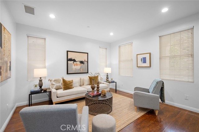 27 Silver Forest Court, Azusa CA: https://media.crmls.org/medias/38668a7c-1fc3-4855-a876-2992a4a00243.jpg