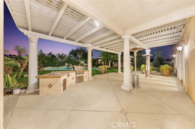 Detail Gallery Image 11 of 74 For 2828 Water Course Dr, Diamond Bar,  CA 91765 - 6 Beds | 6/2 Baths