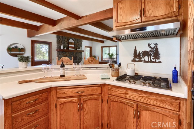 5857 Allred Road, Mariposa CA: https://media.crmls.org/medias/3868b7a6-7aab-4825-a6ab-70fe1ba365b6.jpg