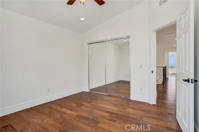 19900 Mariposa Creek Way Way, Porter Ranch CA: https://media.crmls.org/medias/38699925-01c2-4b50-a0d2-17474d3b6290.jpg