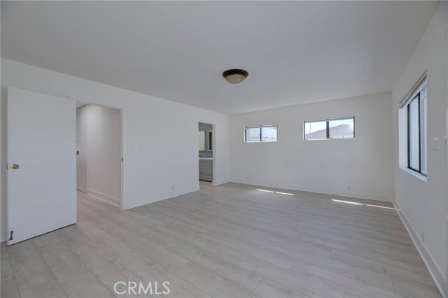 Detail Gallery Image 32 of 40 For 931 Manhattan Ave, Hermosa Beach,  CA 90254 - – Beds | – Baths