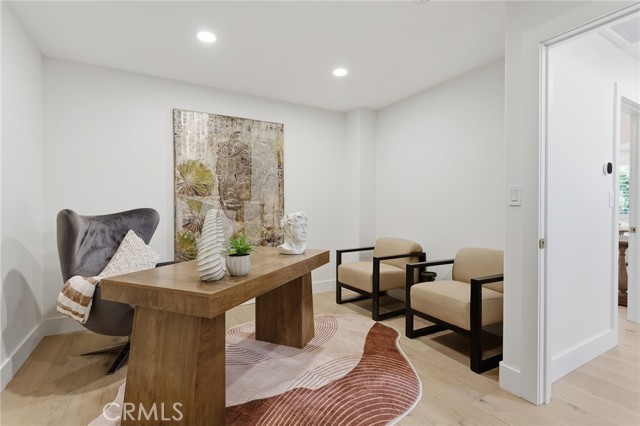 Detail Gallery Image 32 of 65 For 4707 Park Olivo #N,  Calabasas,  CA 91302 - 3 Beds | 3 Baths